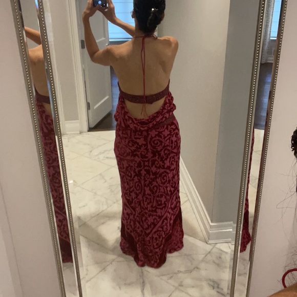 Nicole Miller floral print sexy halter top gown - Picture 4 of 15